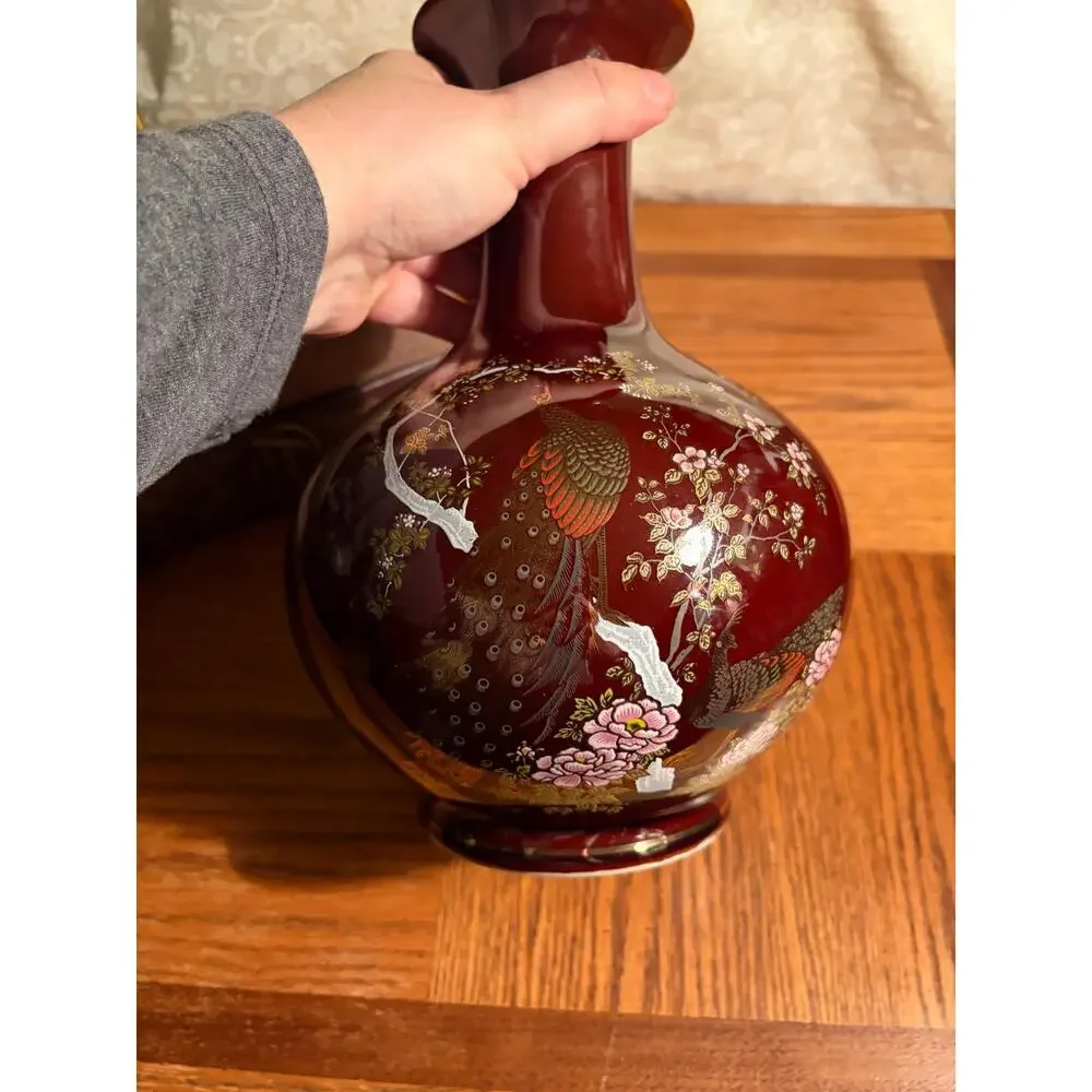 Vintage Maroon Peacock Vase - Japanese Chinoiserie Style - Picture 4 of 7
